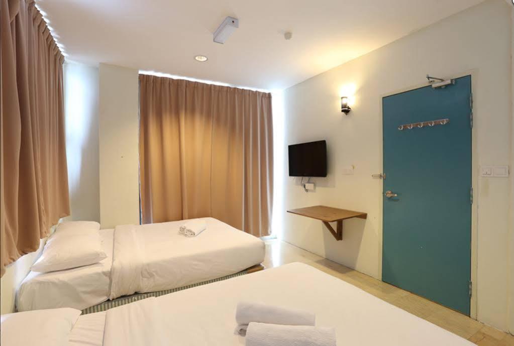 New Town Hotel Usj Sentral Subang Jaya Exterior photo