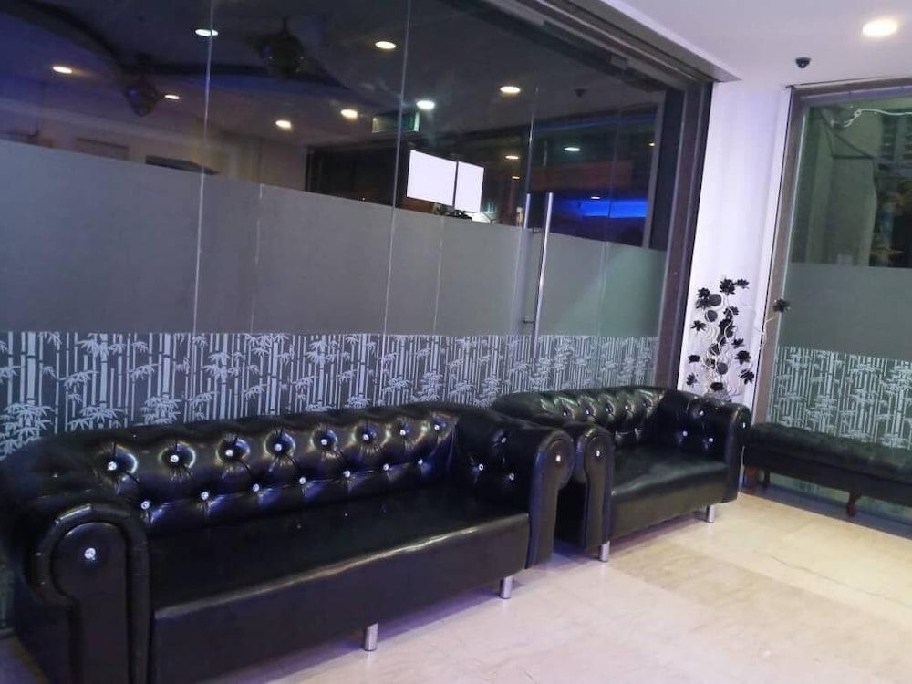 New Town Hotel Usj Sentral Subang Jaya Exterior photo